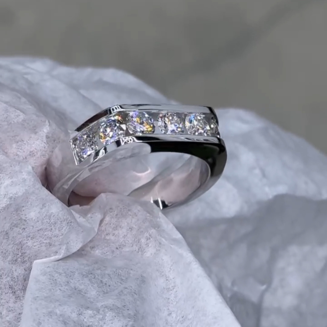 1ct Round-cut Sterling Silver Luxury Handcrafted Ring
