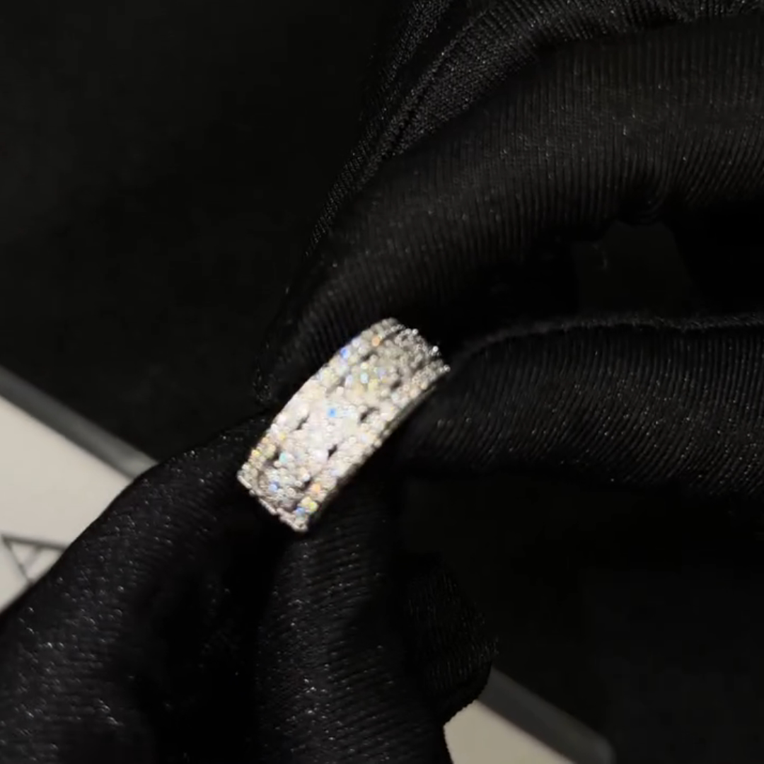 1.5ct Round-cut Sterling Silver Handmade Ring