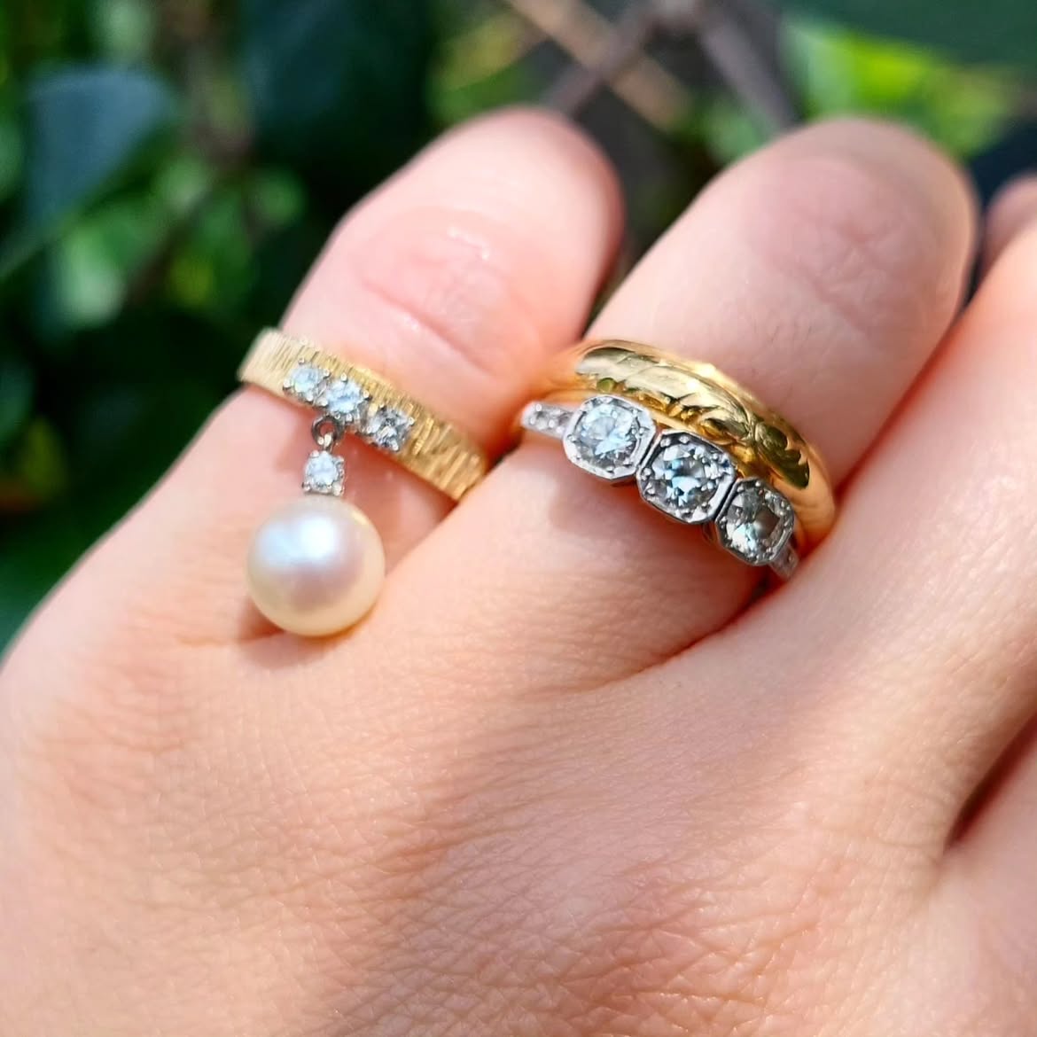 Vintage Design Pearl Pendat Eternity Ring