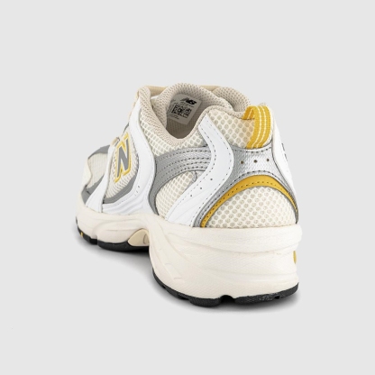 New Balance 530 Trainers