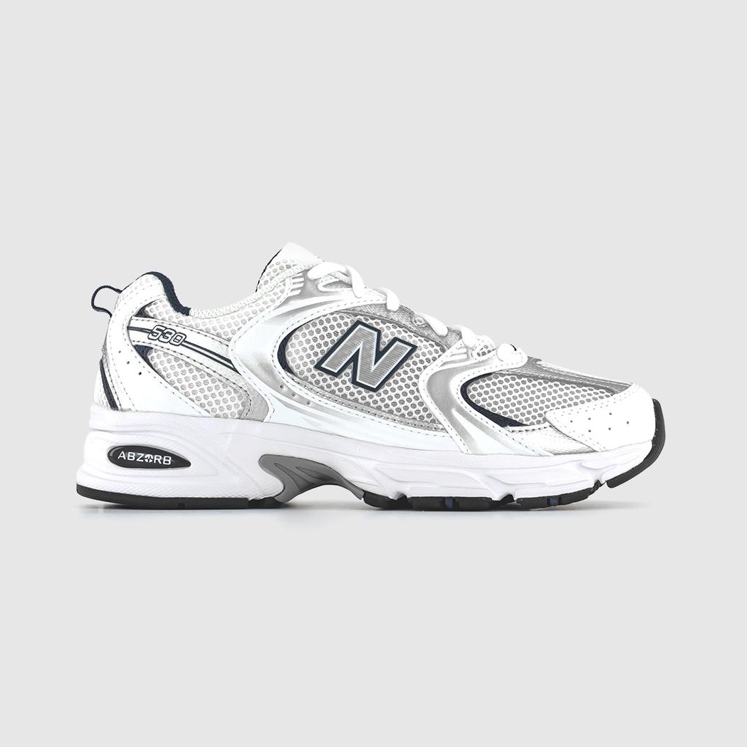 New Balance 530 Trainers