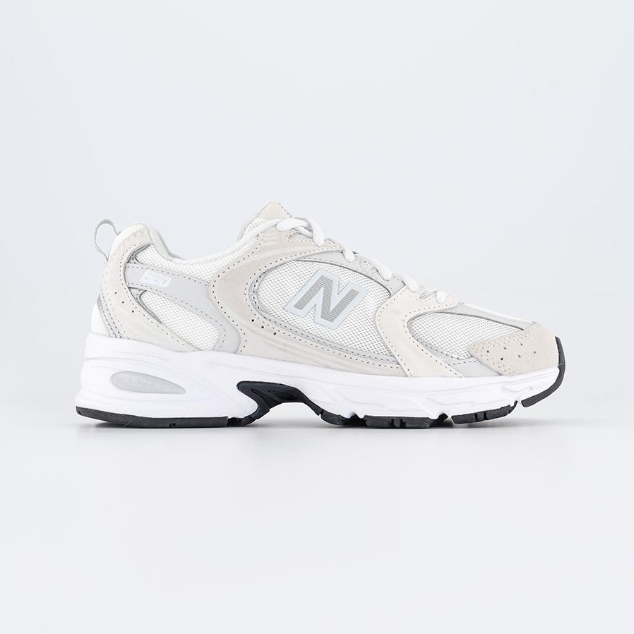 New Balance 530 Trainers