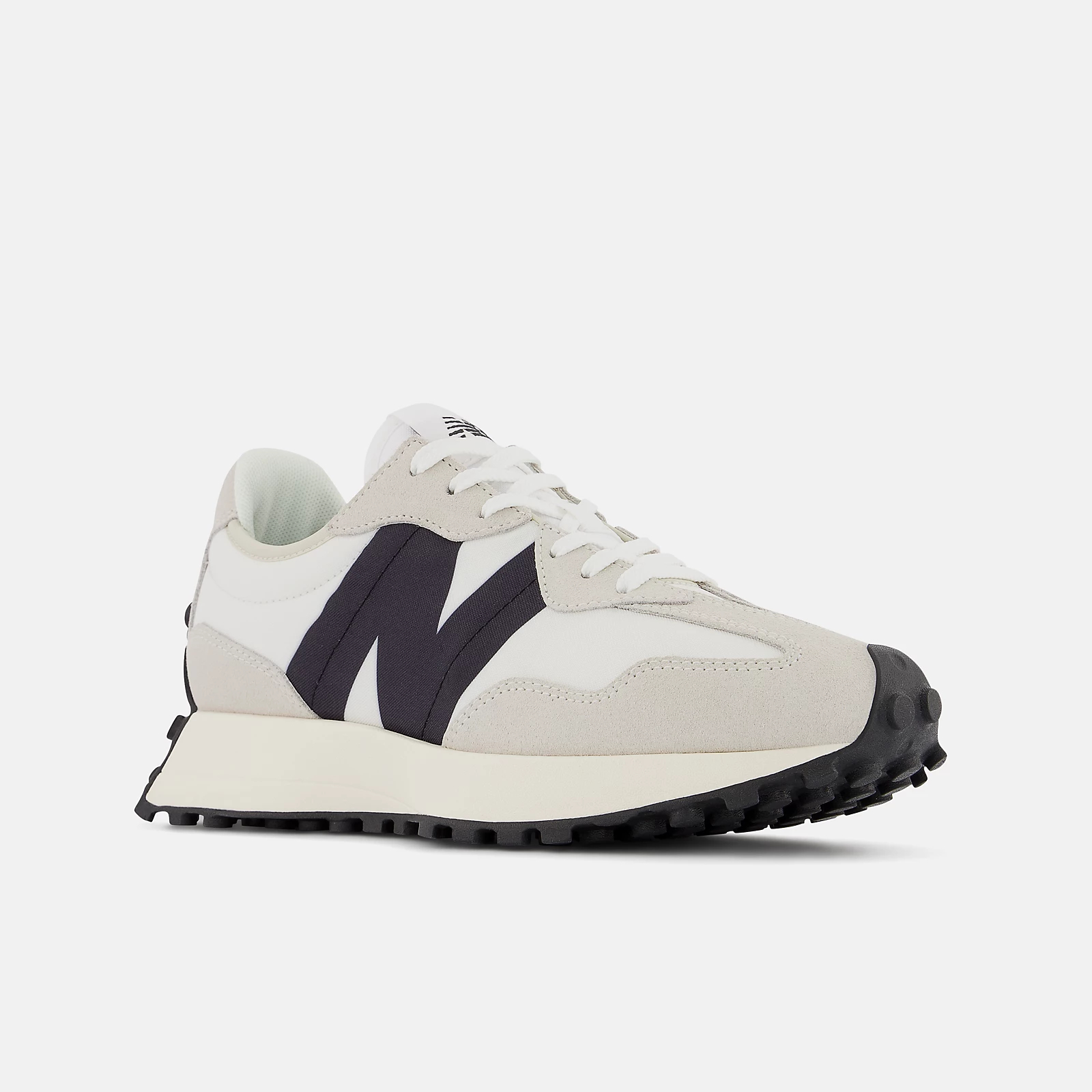 New Balance 327