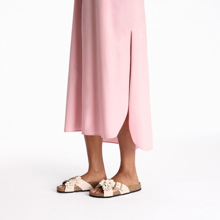 Siena Flower Embellishment