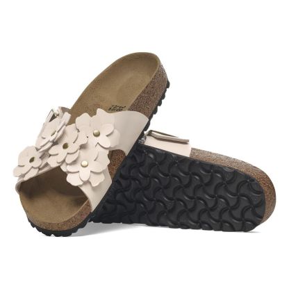 Siena Flower Embellishment