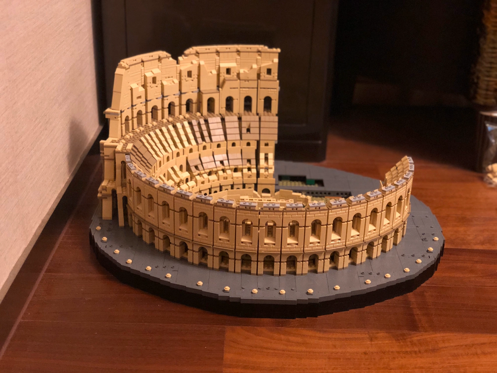 Roman Expert Coliseum building blocks model - chaoxingtoys