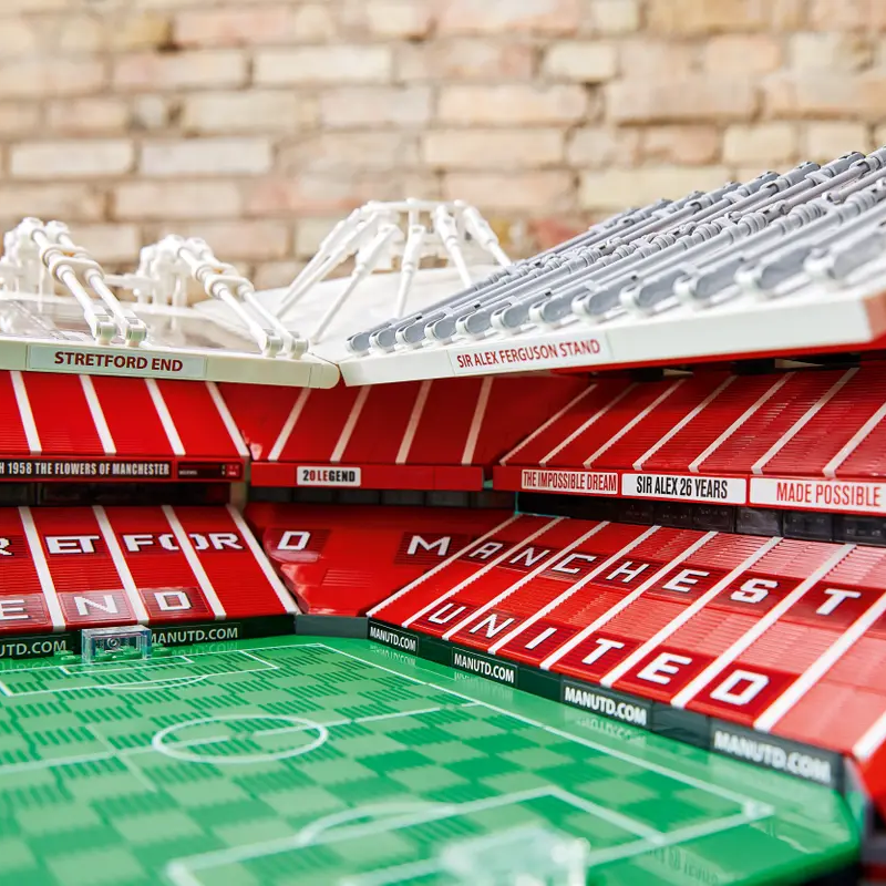 Historic Red Football Stadium building blocks model - chaoxingtoys