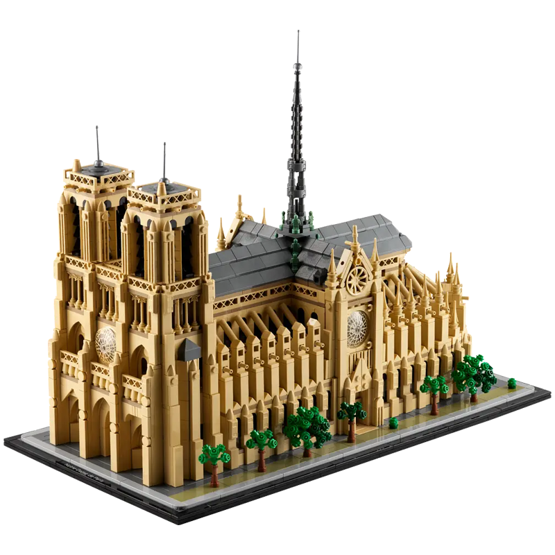 Historic Gothic Cathedral building blocks model - chaoxingtoys