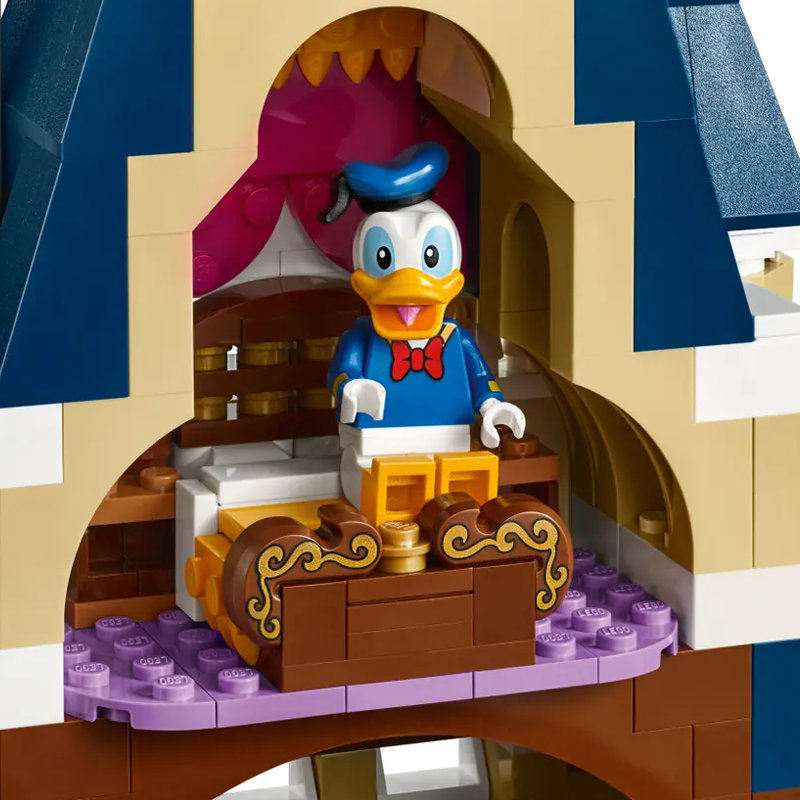 Disney Castle building blocks 71040