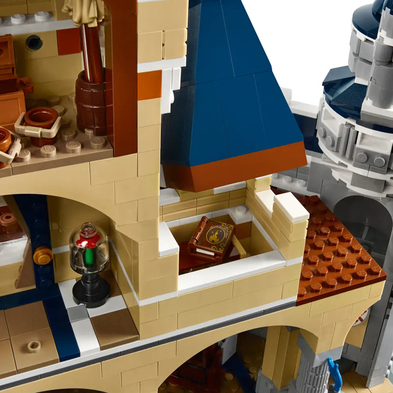 Disney Castle building blocks 71040