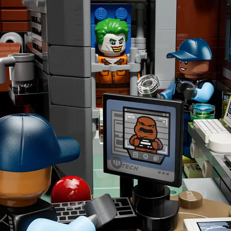 Arkham Asylum building blocks 76300