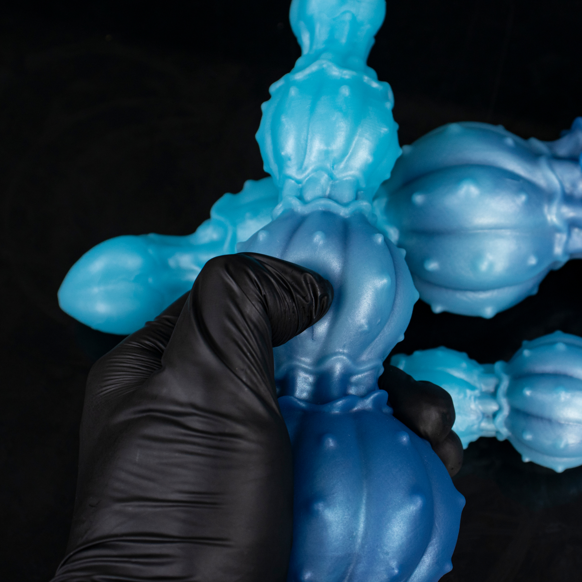 Pearl of the Myco-Web—Textured Mycelium Silicone Dildo