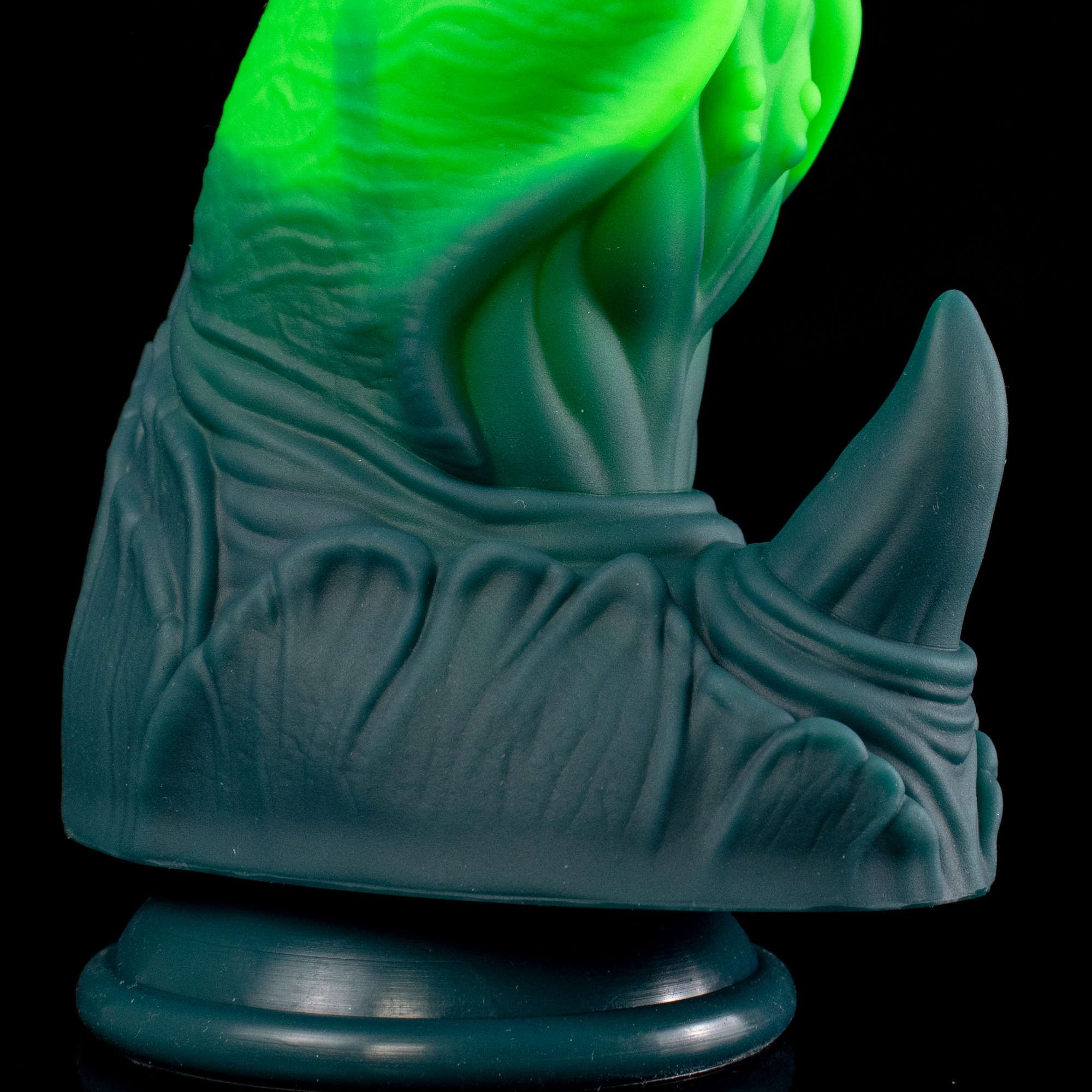Glow Watcher - Ocular Textured Bioluminescent Alien Dildo | Korym