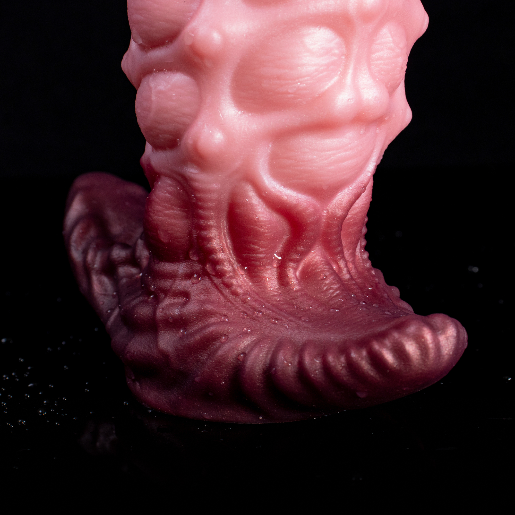 Sky-Drift Seahorse | Stubby Anal Plug with Air-Sac Texture | Biomimetic Grip Base | Platinum Silicone