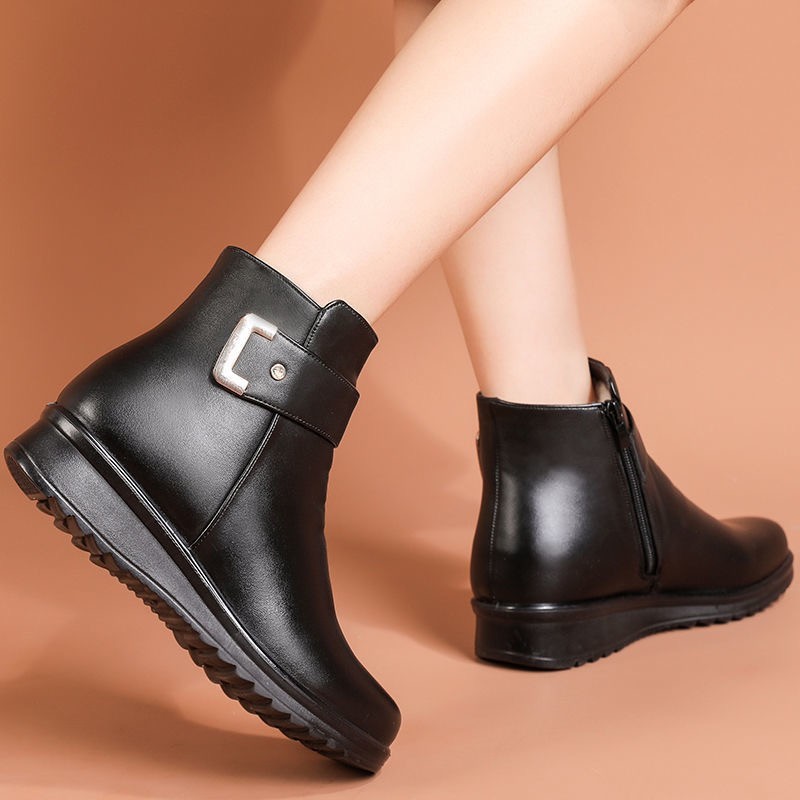 【🔥Dnes zľava 50 % – nenechajte si to ujsť】Ergonomicky navrhnuté kožené topánky – zimná vlnená podšívka + ručné šitie👞