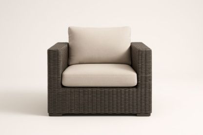 Pour jardin fauteuil de club d'extérieur en résine tressée brun avec coussins beige