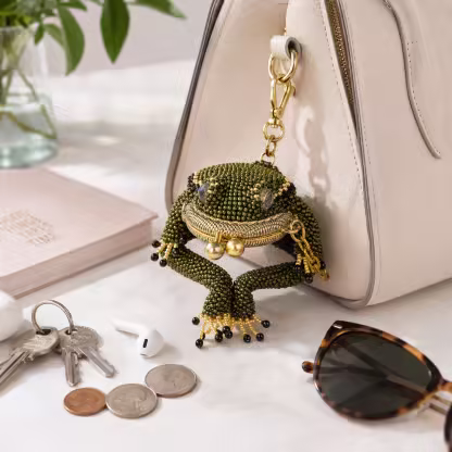 Charming Frog Coin Purse