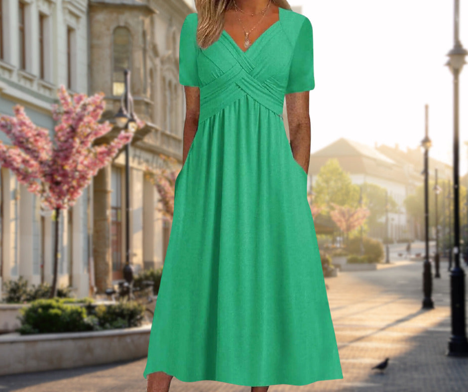  Elegant Midi Dress with Figure-Flattering Shape