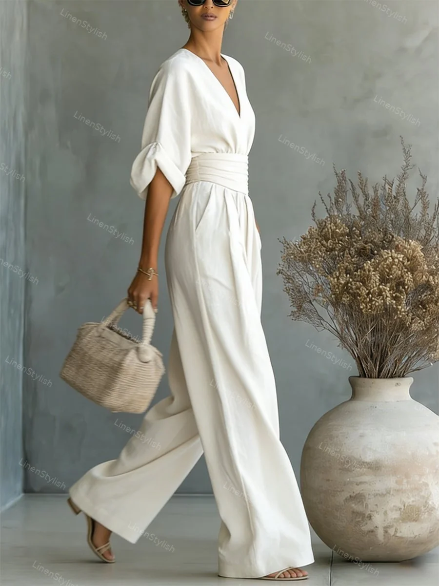 Divatos V-nyakú deréknál szabott overál