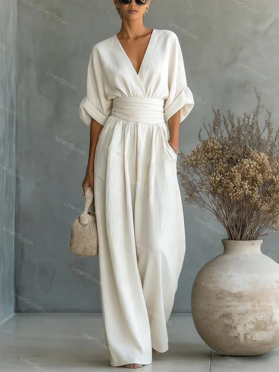 Divatos V-nyakú deréknál szabott overál