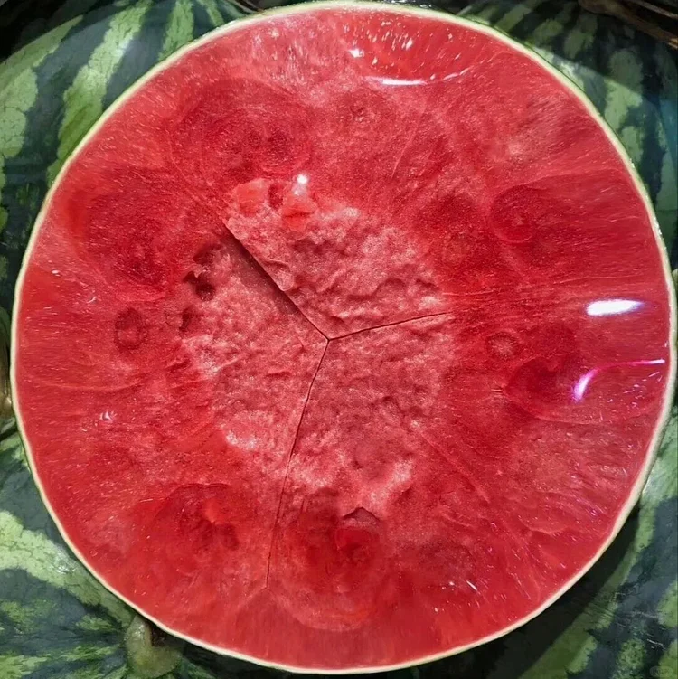🍉 Лесно отглеждани семена от диня с тънка кора