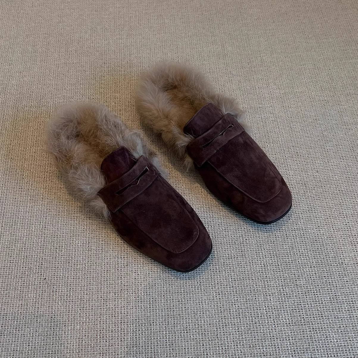 Зимни модани кадифени ботуши - Топлина ❄️ и стил 💫 в хармония