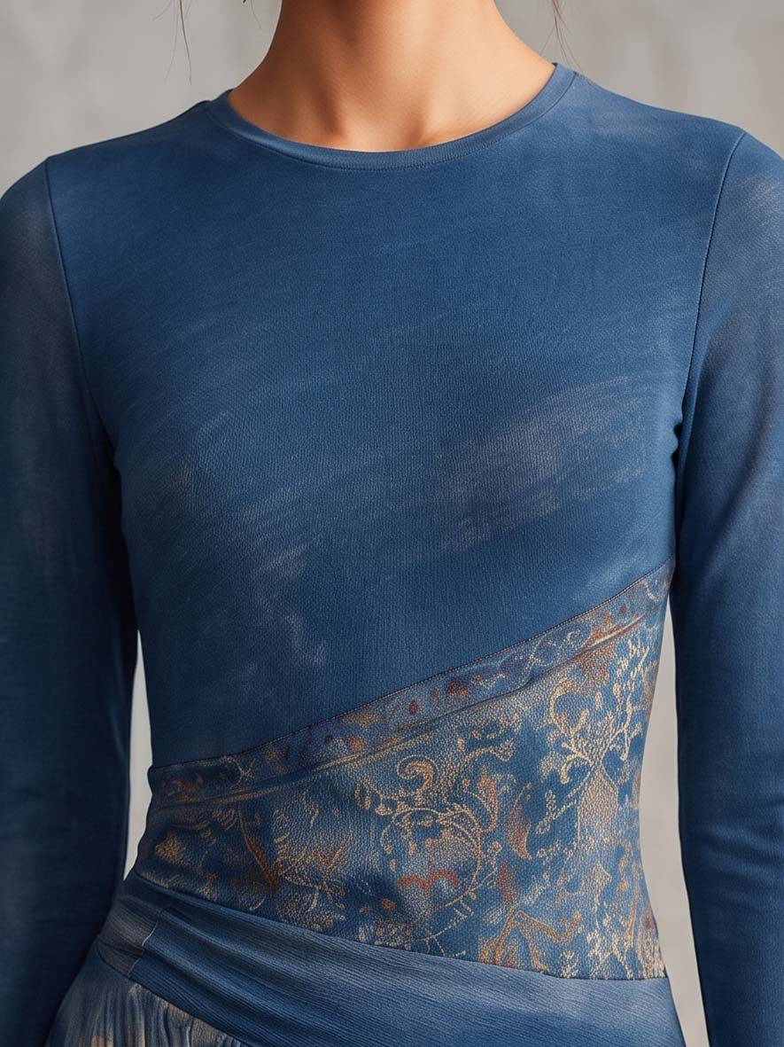 Round neckline detail of the indigo maxi dress