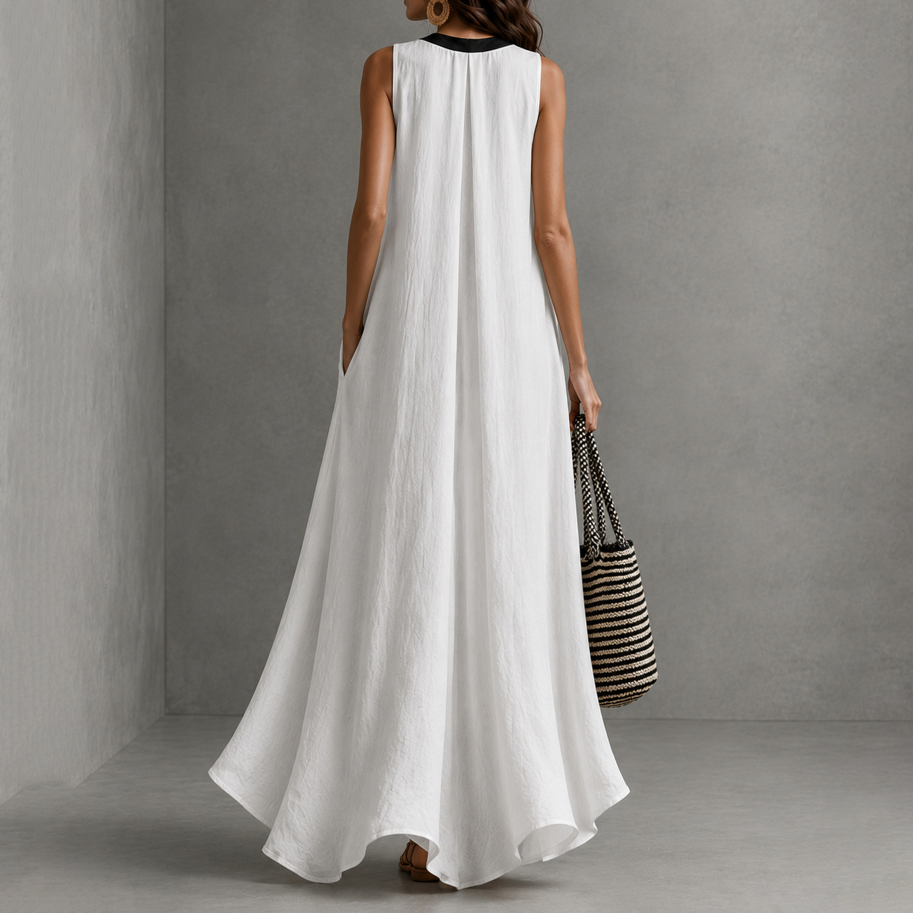 Elegant V-neck Halter Neck Sleeveless  Maxi Dress