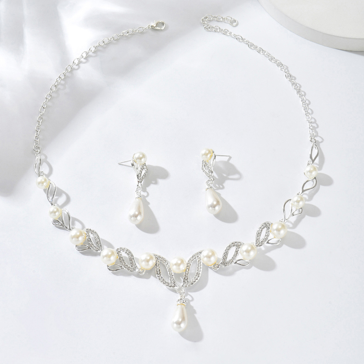 2pcs/set Elegant Imitation Pearl  Necklace Earrings And Bracelet Party Jewelry Set