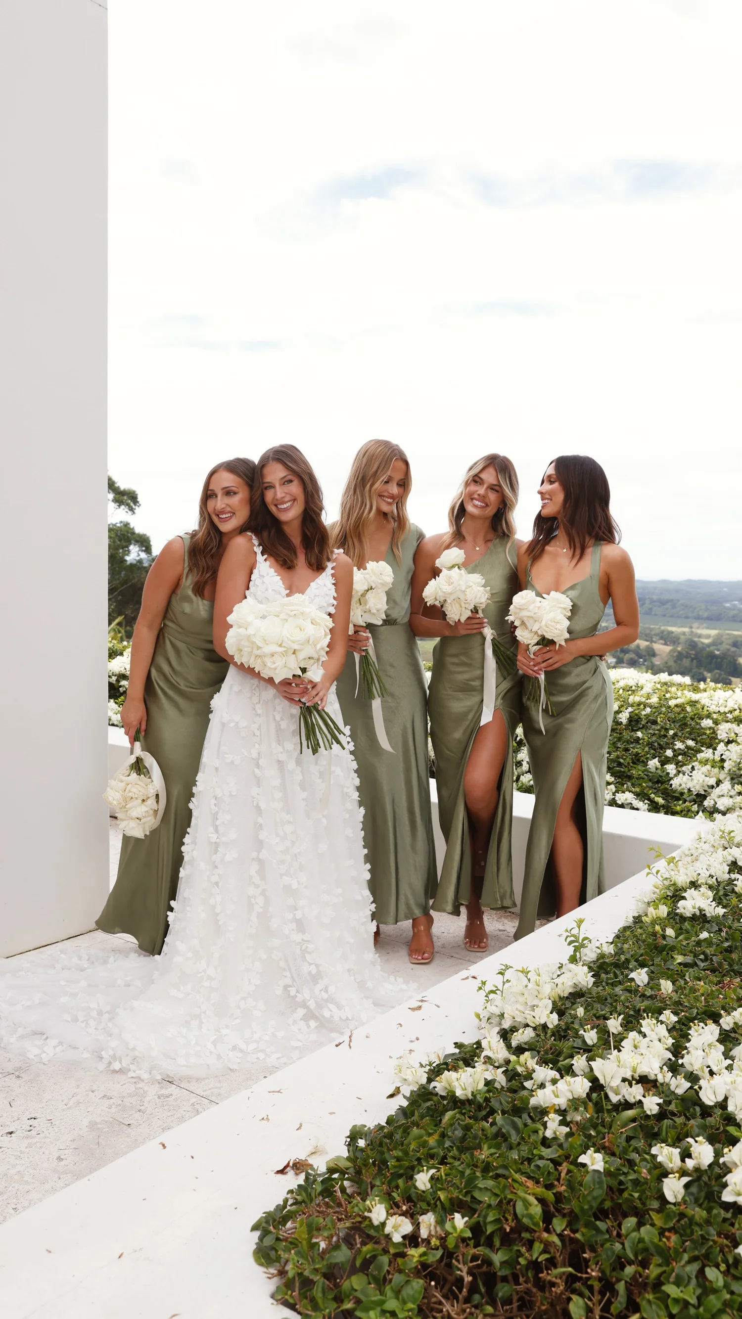 Elegant And Slim One-shoulder Slit Satin Dress