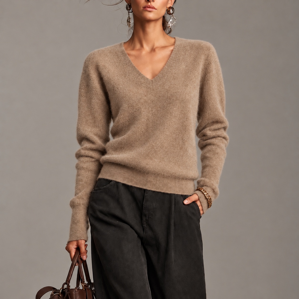 100% Cashmere V-neck Pullover Sweater 