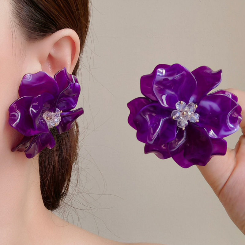 Elegant Flower Earrings