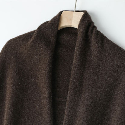 Elegance Yak And Cashmere Blend Batwing-sleeve Knitted Cardigan Shawl With Tassels