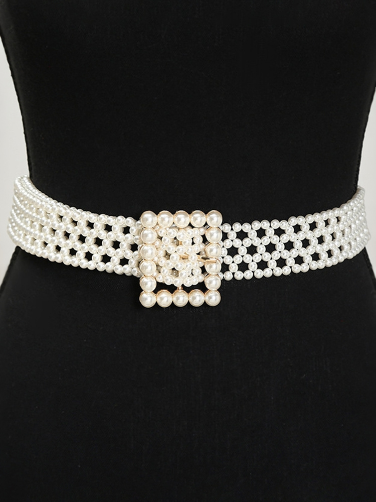 Elegant Pearl Belt