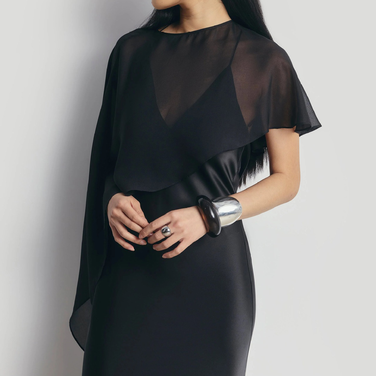 Elegant Evening Gown Party Wedding Asymmetrical Cape