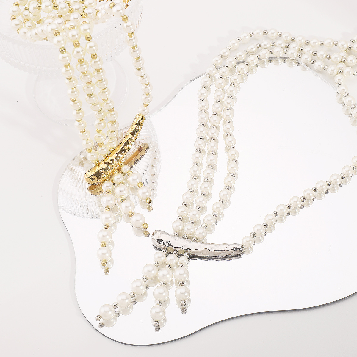 Retro-style Versatile Multi-layered Pearl Necklace