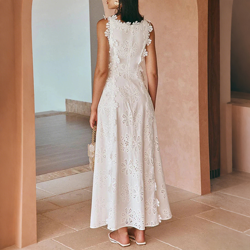 Women's Delicate Lace Hook And Lace Up Sides Maxi Dress