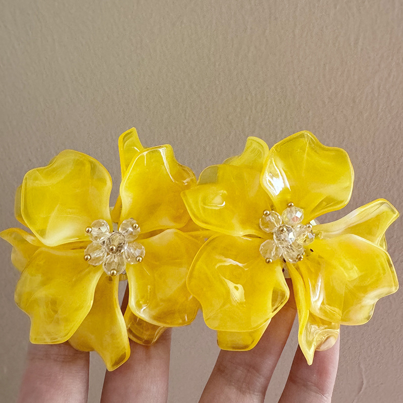 Elegant Flower Earrings
