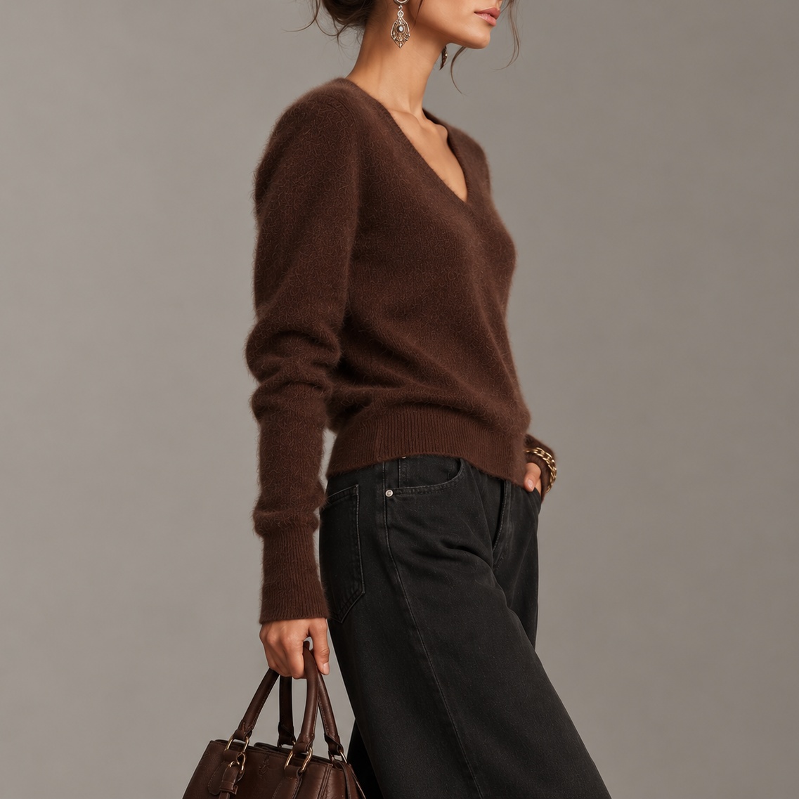 100% Cashmere V-neck Pullover Sweater 