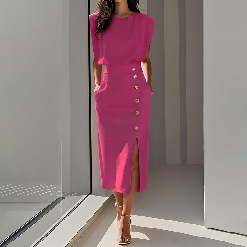 Elegant Solid Color Round Neck Sleeveless Slit Midi Dress