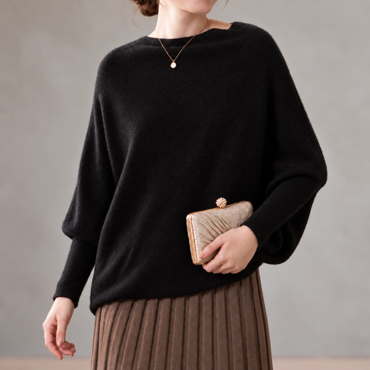 Asymmetric Hem Long-sleeved Cashmere Sweater