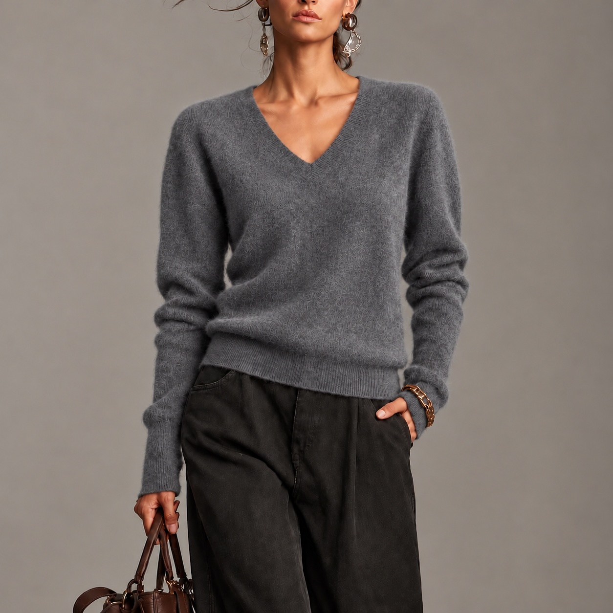 100% Cashmere V-neck Pullover Sweater 