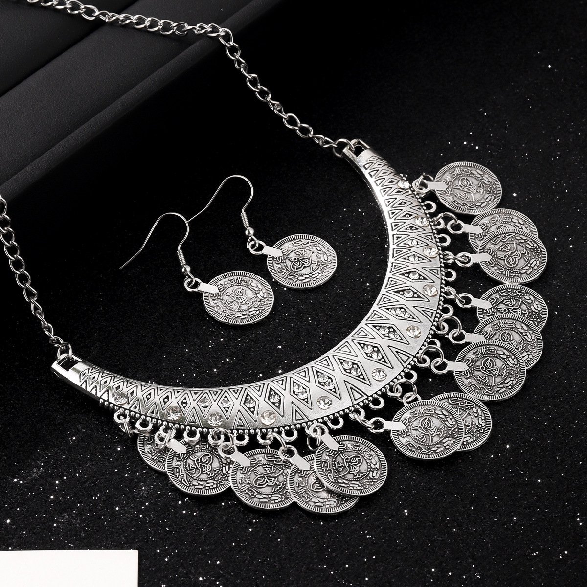 2pcs/set Vintage-style Rhinestone Coin Earrings And Coin Tassel Necklace Jewelry Set