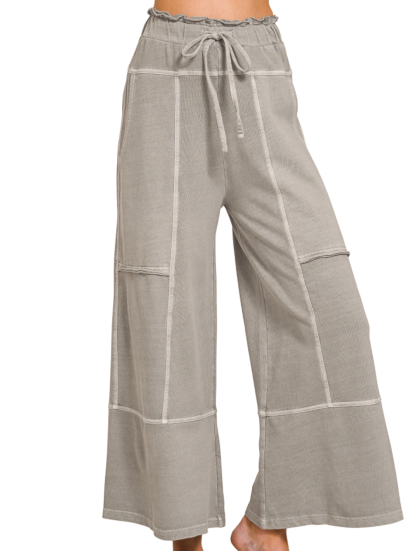 The Cutest Trendiest Sweatpants Ever