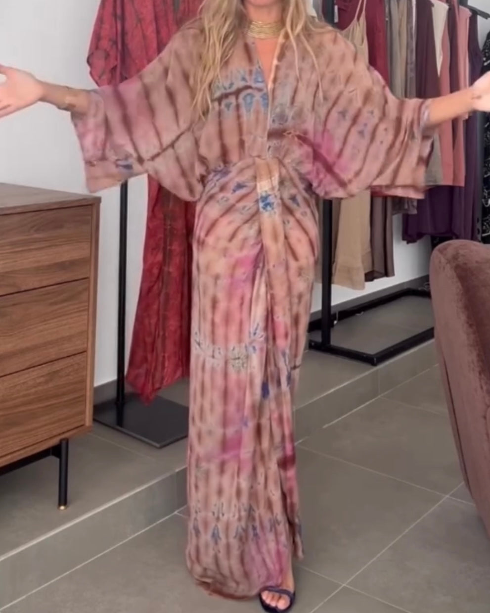 Unique Printed V-Neck High-Waisted Loose-Fitting Holiday Maxi Dress