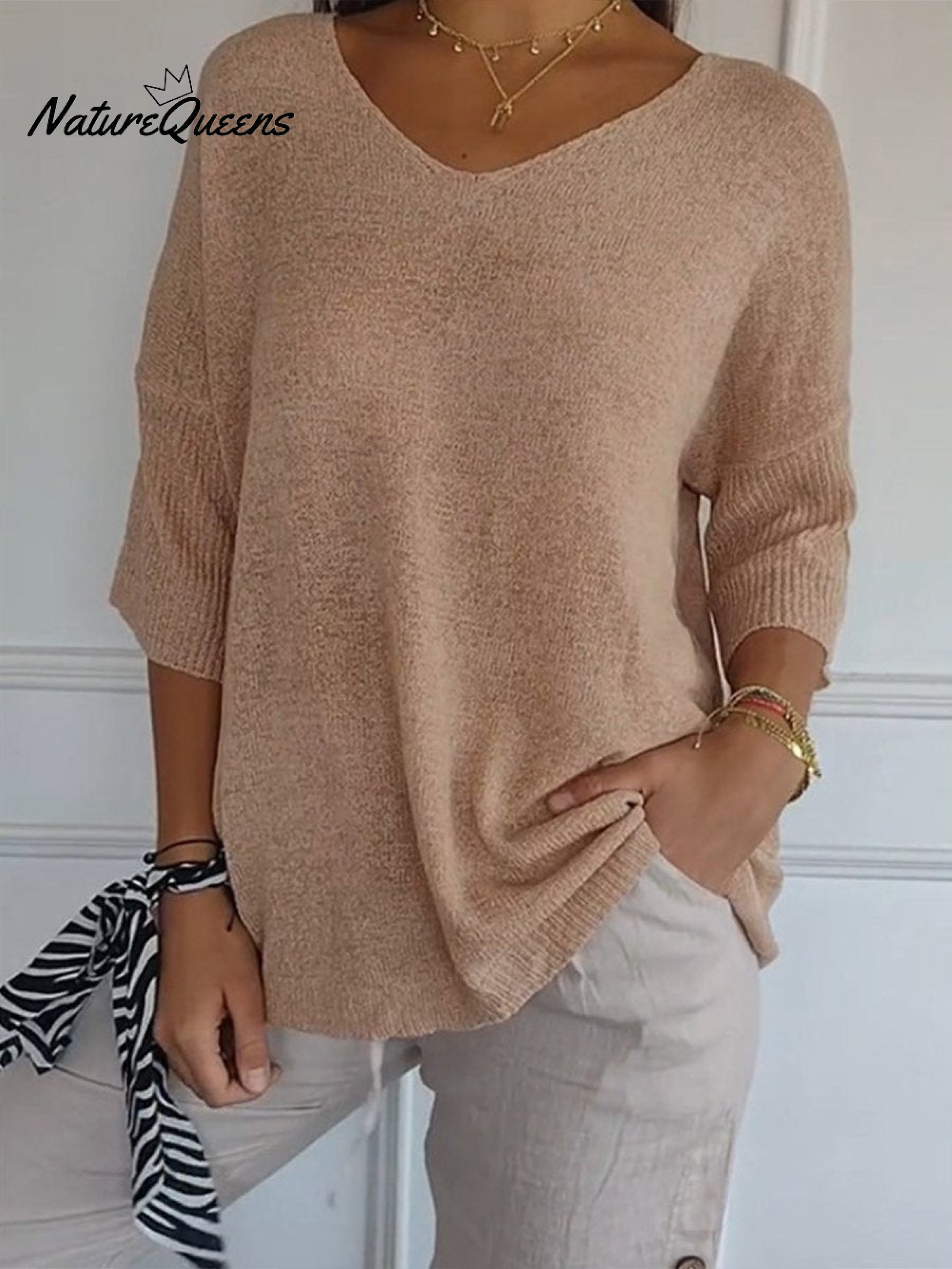 Women's Solid Color Knitted 3/4 Sleeve V-neck Top