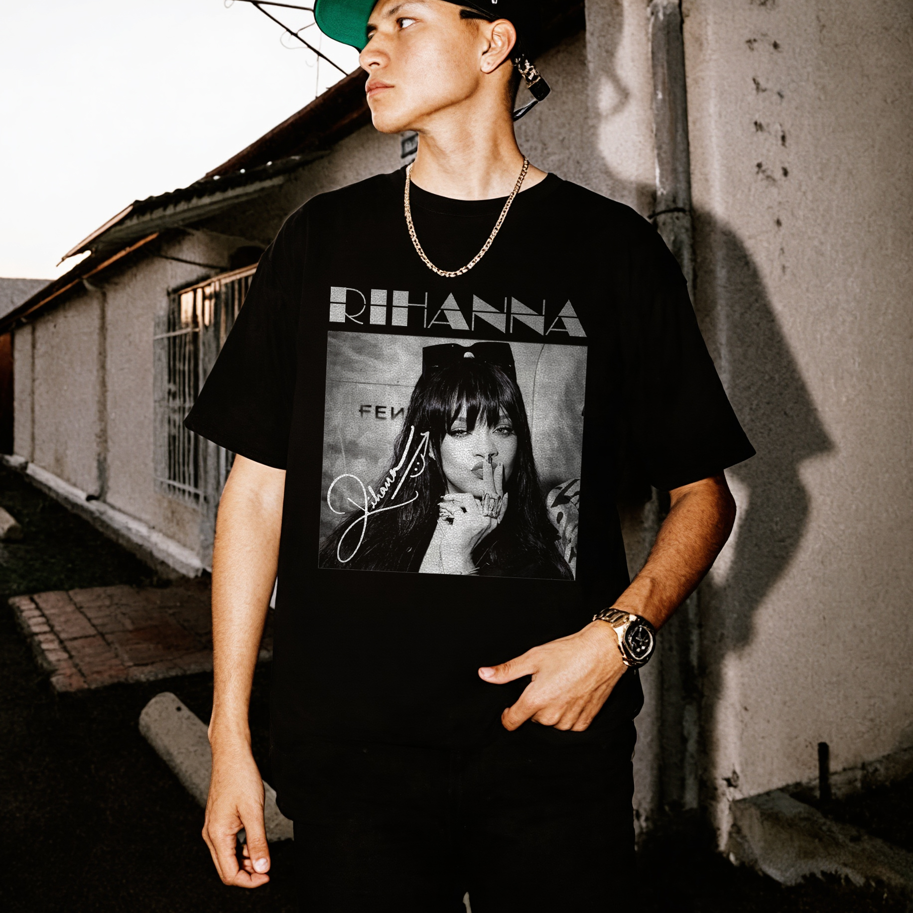 Rihanna Signature Portrait Printed Men's T-shirt