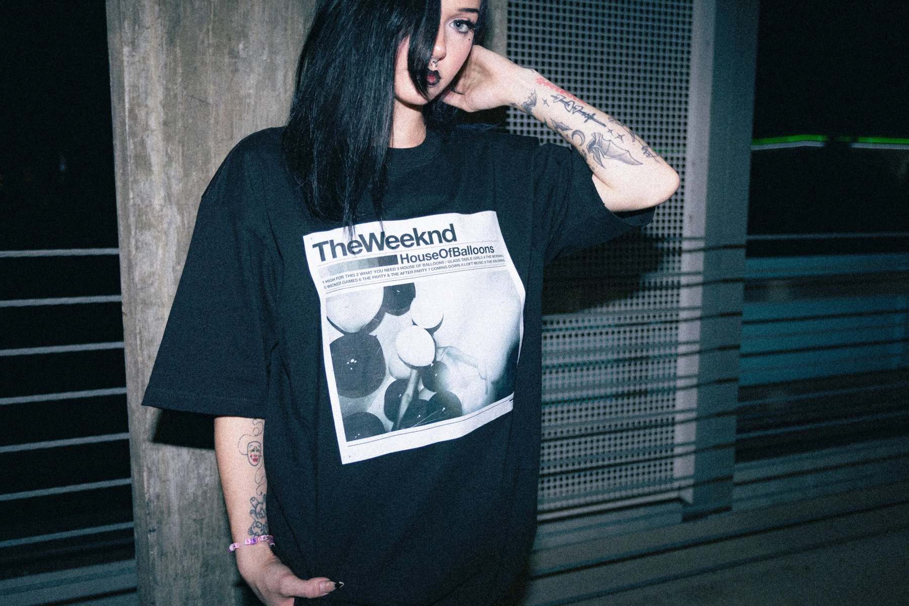 House Of Balloons / Glass Table Girls T-shirt