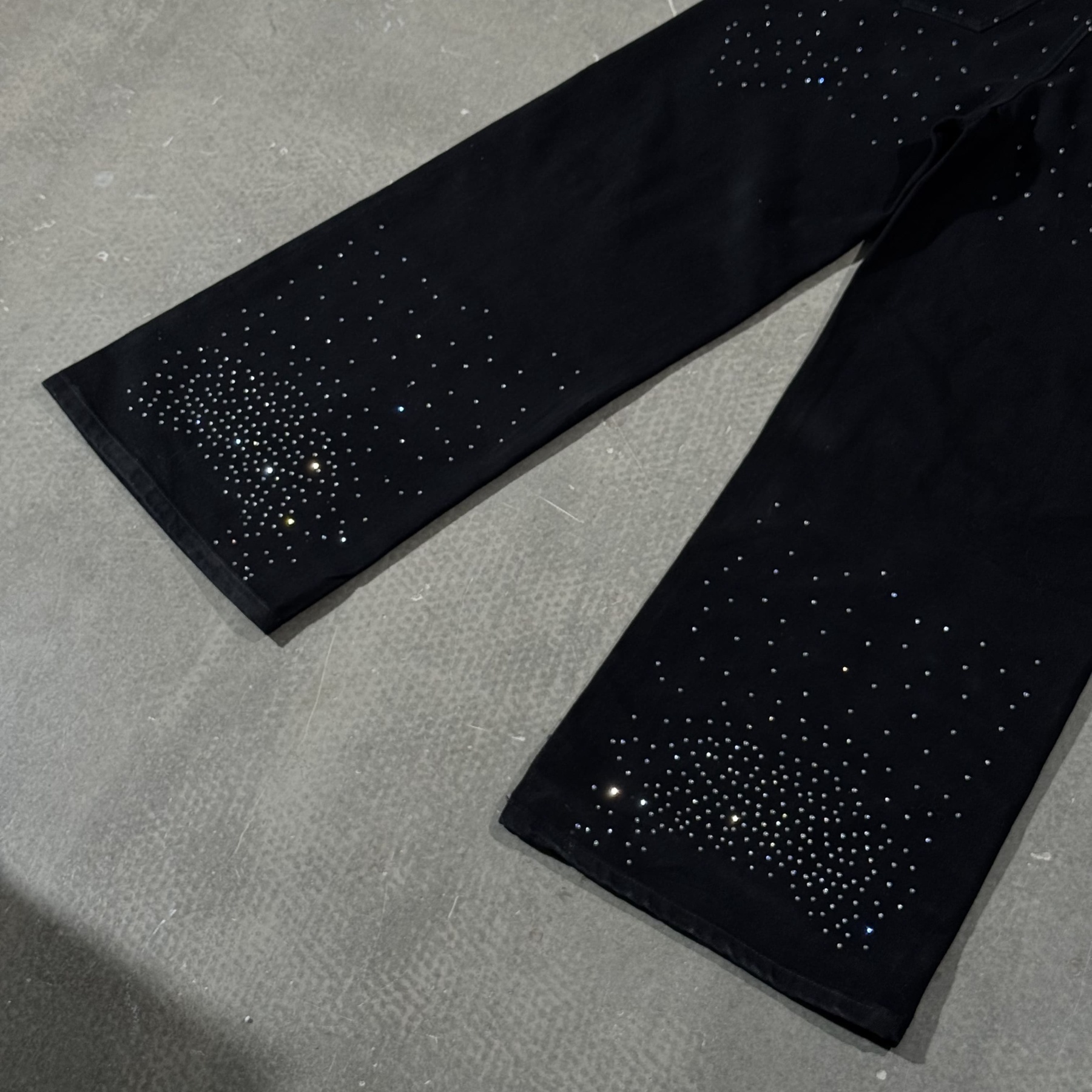 Sopula Rhinestones Cross Baggy Jeans