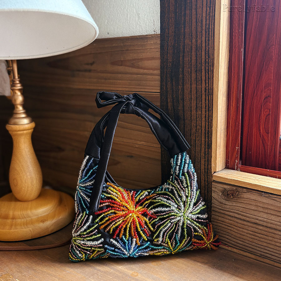 Black HhandBag